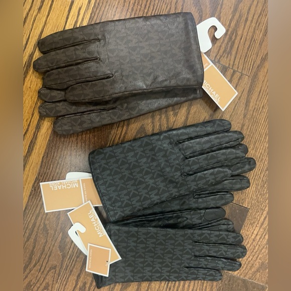 MK logo leather gloves - Picture 1 of 2